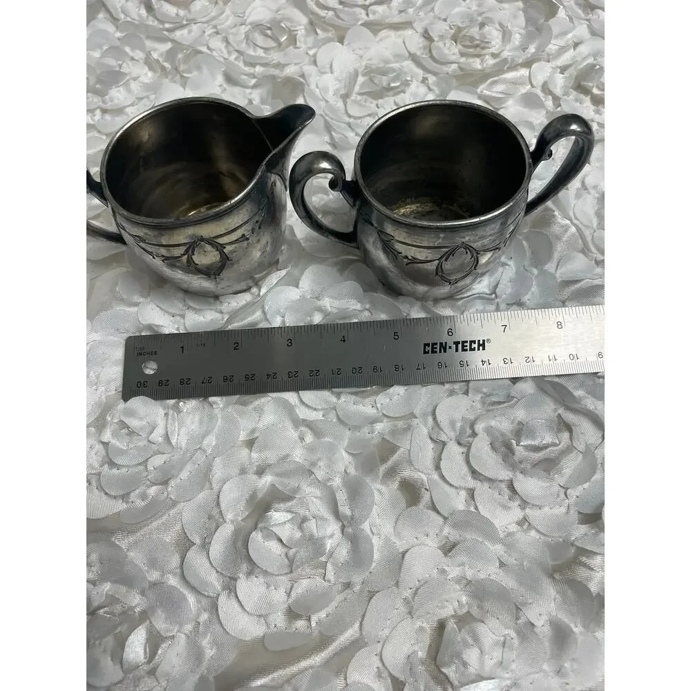 Antique Derby International Silver Co. Silver Plated Creamer & Sugar Bowl Set